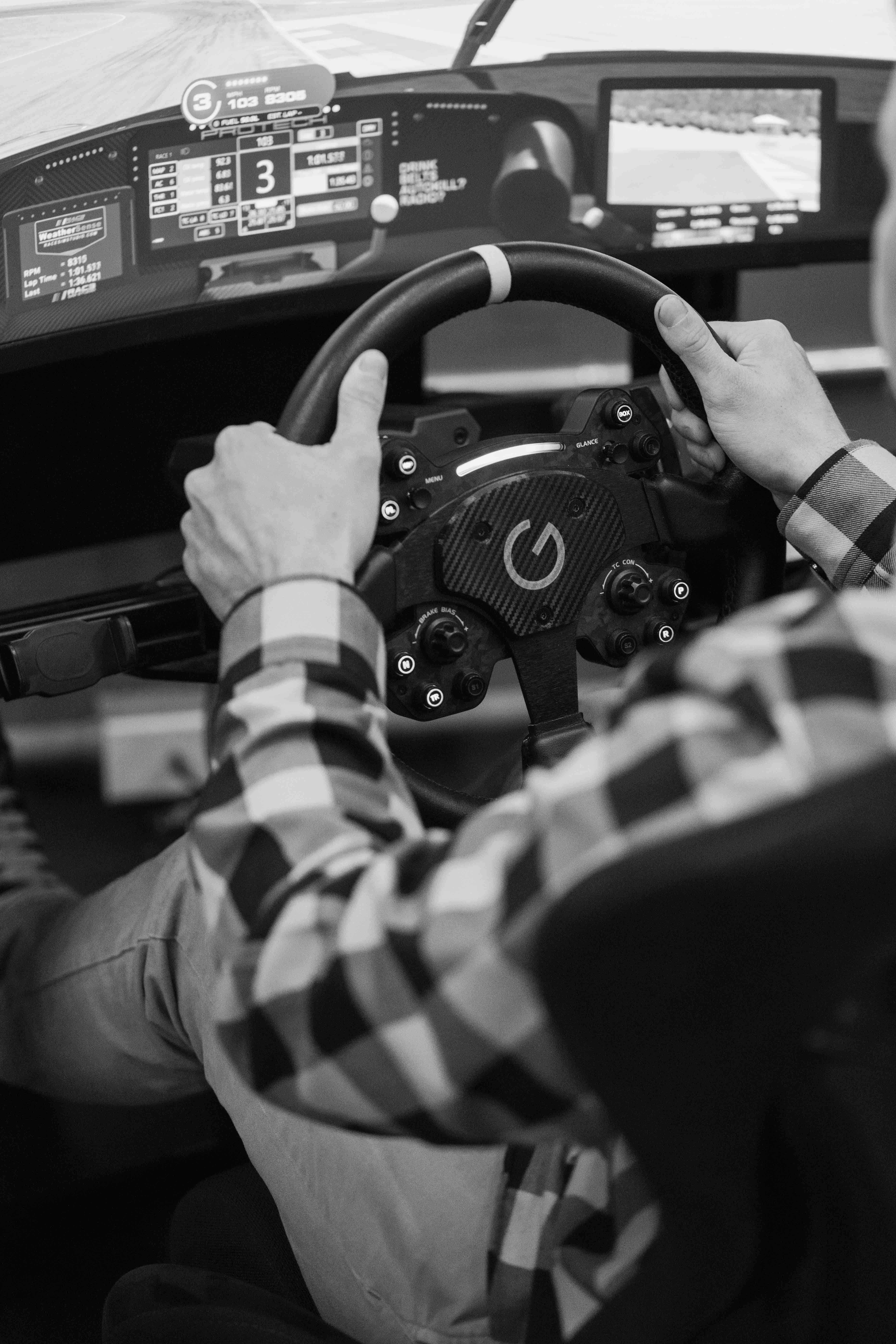 Grid Lounge Racing Team iRacing endurance competition