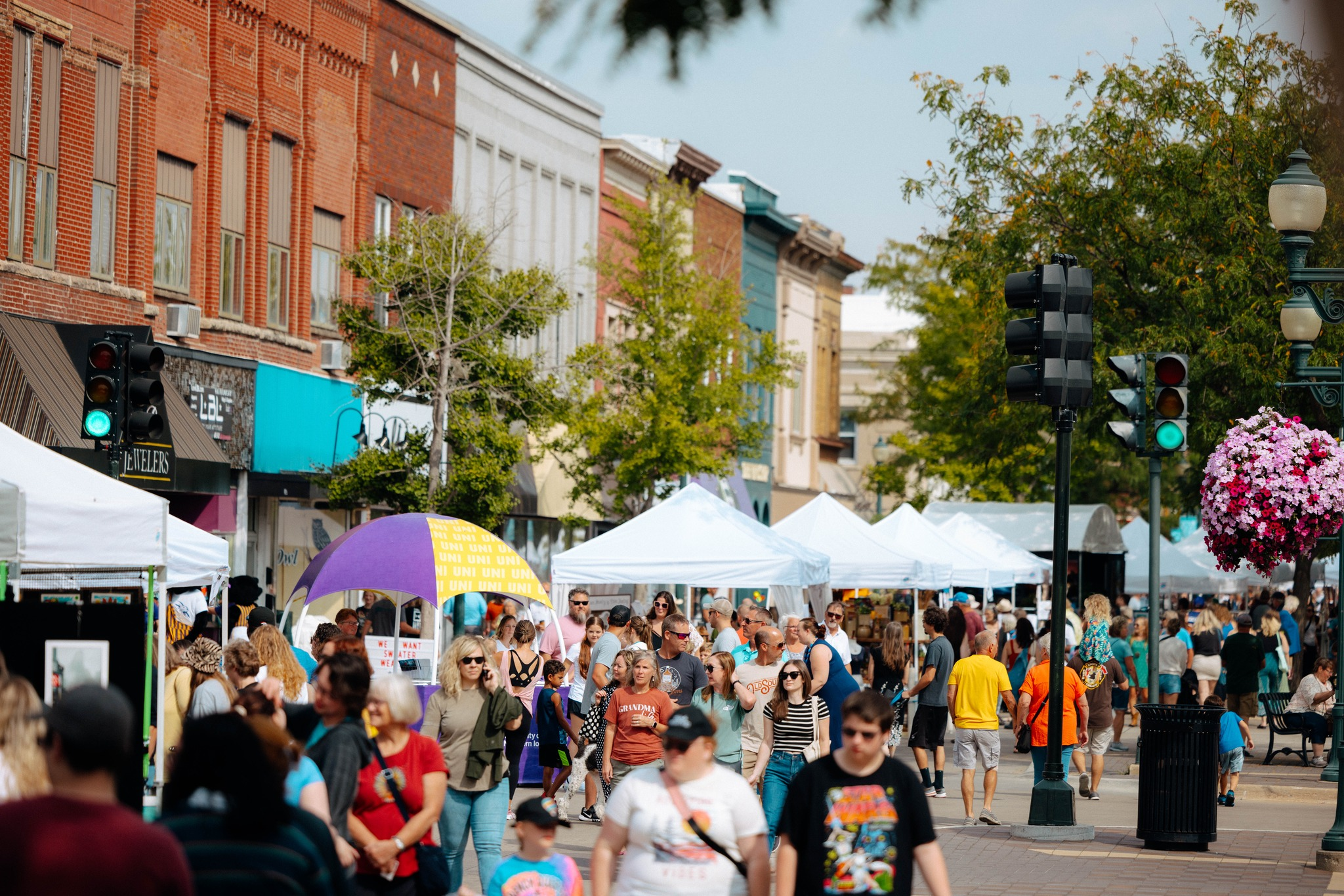 Things to Do in Cedar Falls: Why Grid Lounge Should Be on Your List